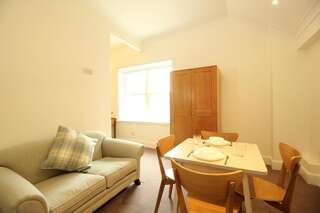 Гостевой дом Harry Clarke Mews at the Castle Hotel Дублин Номер-студио с кроватью размера "king-size"-9